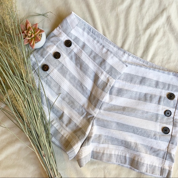 LOFT Pants - LOFT • Shorts
